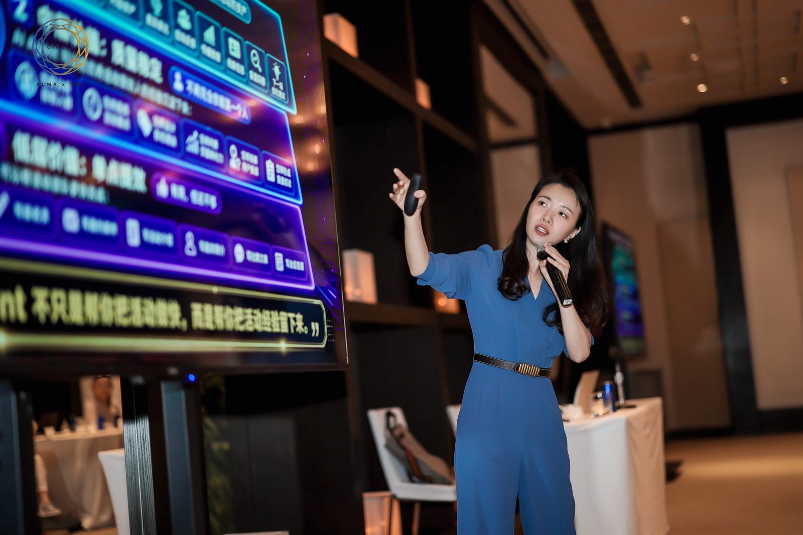 张佩晶在PCMA北京高管AI工作坊现场授课